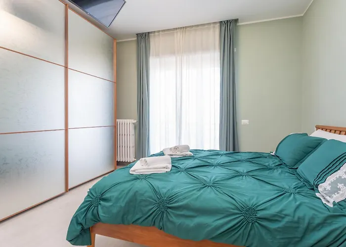 Apartamento 2-bedroom Retreat Near Metro & Parks *