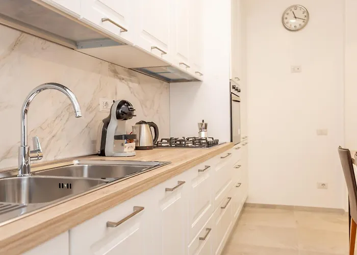 Apartamento 2-bedroom Retreat Near Metro & Parks